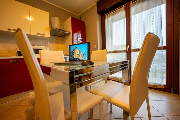 Turin Airport apt G — soggiorno